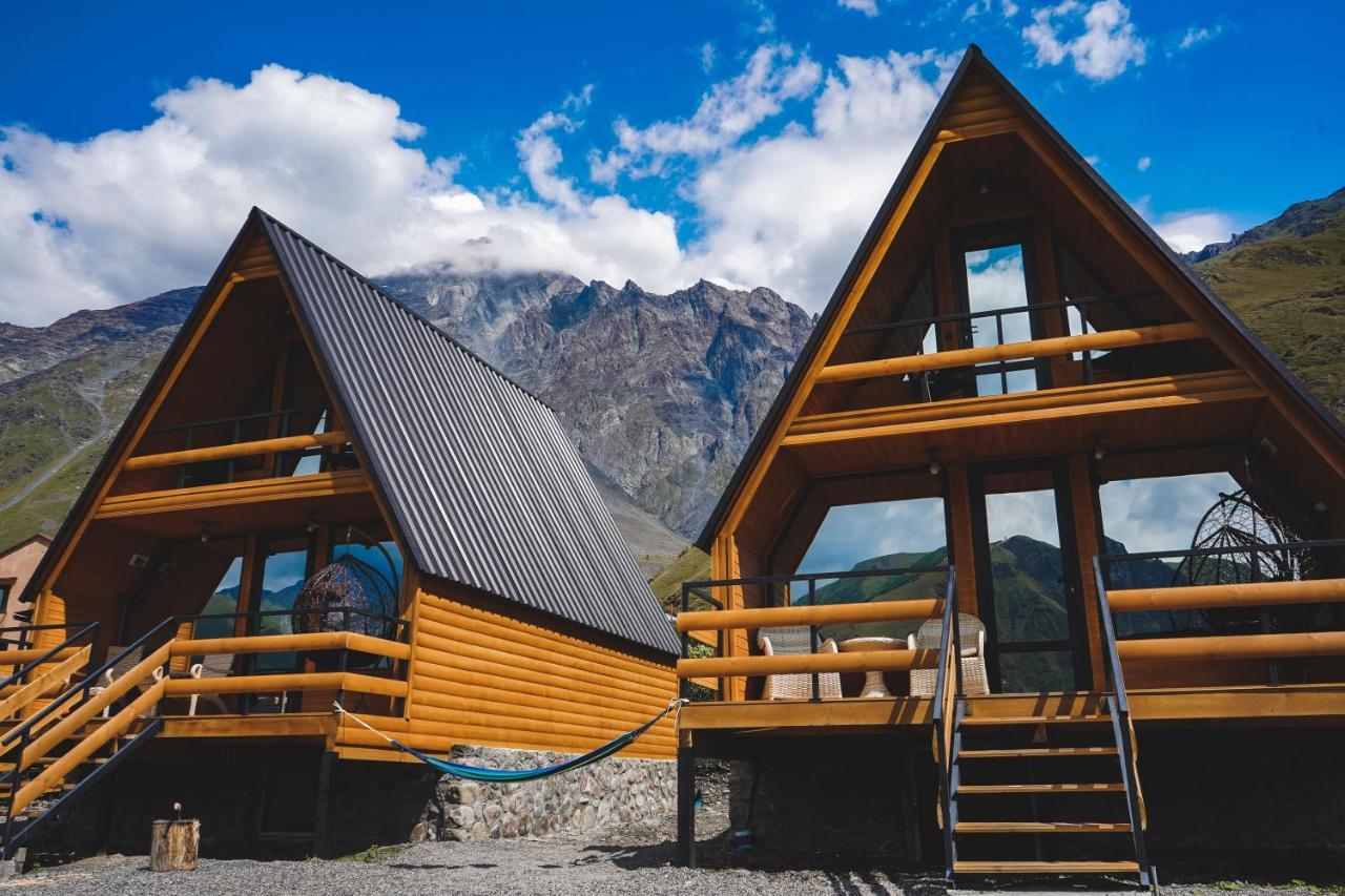 Lonely Mountain Villa Kazbegi Kültér fotó