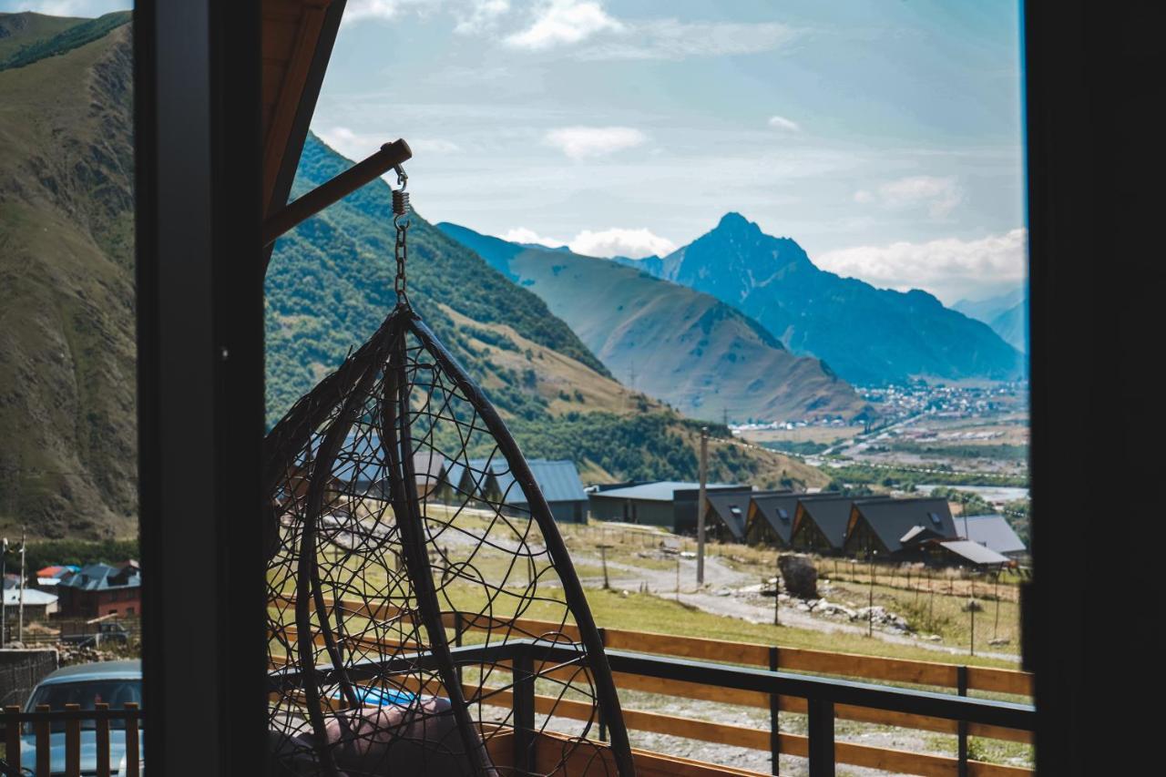 Lonely Mountain Villa Kazbegi Kültér fotó